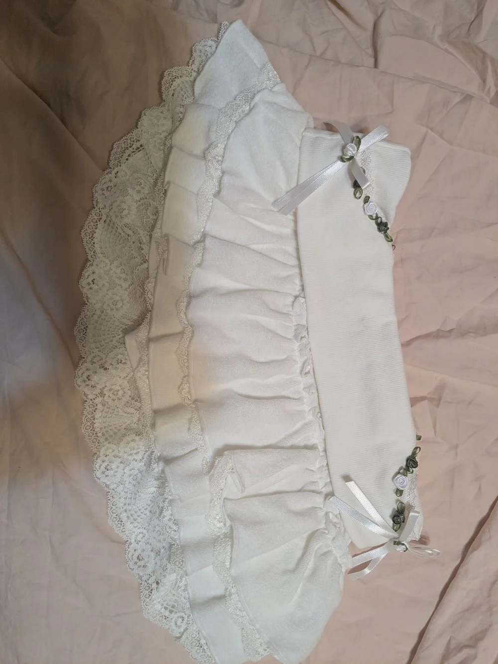 Sculptor Terry White Ruffled Lace Mini Skirt Skort Floral Trim